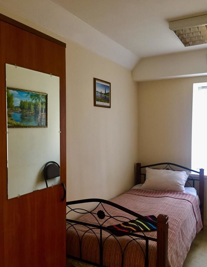 Хостелы Westend Hostel Kyiv Киев