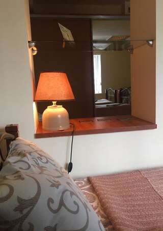 Хостелы Westend Hostel Kyiv Киев Классический трехместный номер-4